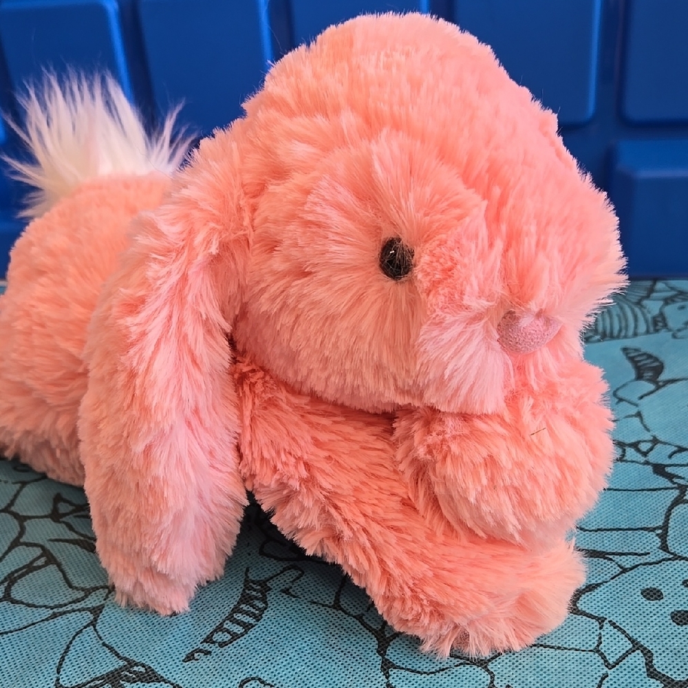 RETIRED Authentic Apricot Smudge Bunny